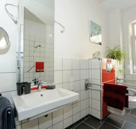 Apartment Zwischen-rhein-und-reben, Zentral, Barrierefrei